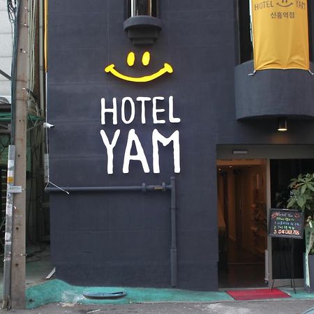 Hotel Yam Sinheung Station Seongnam Exterior photo